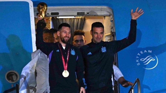 Argentina Tak Ingin Kehilangan Scaloni setelah Berakhirnya Era Messi
